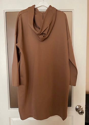 Diğer Ceremony kapşonlu tunik