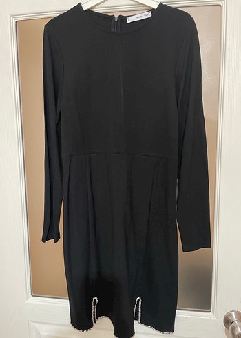 Uzun Kollu Siyah Minimalist Kadın Elbise