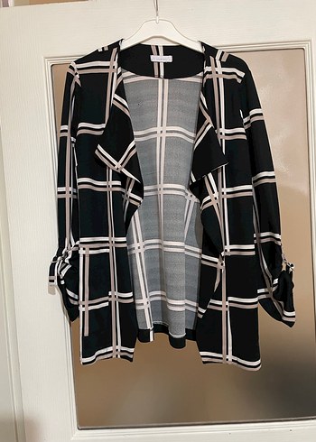 s Beden Kareli Siyah Midi Blazer Kadın