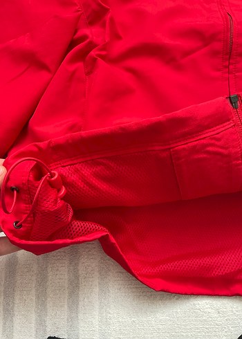 Kırmızı Sweatshirt ve Siyah Eşofman Altı Takımı - Görsel 6