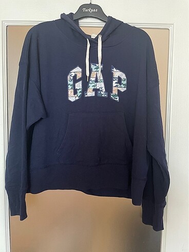 GAP sweatshirt