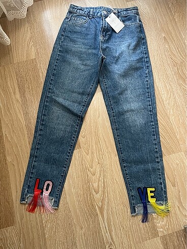 Tyess jean