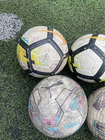 5 adet top.Tamir görmüşler fakat gayet iyi durumdalar,Nike Ordem