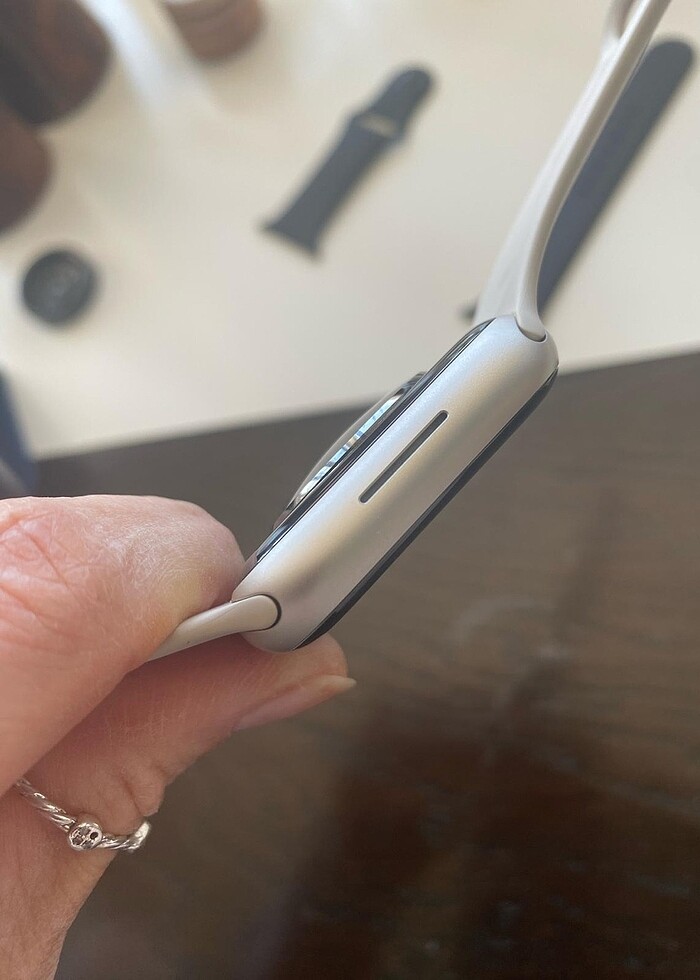 Apple Watch 8 serisi 45 mm - Görsel 3