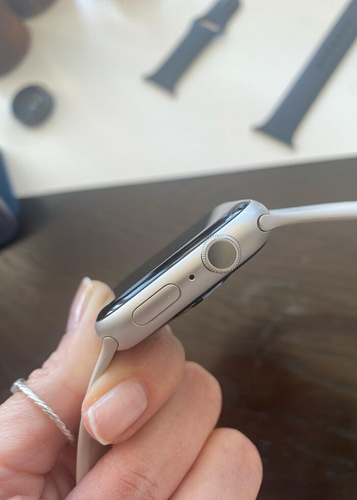 Apple Watch 8 serisi 45 mm - Görsel 4