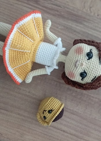 Beden Bej Renk Örgü Bebek Oyuncak