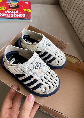 Beyaz Erkek Çocuk Velcro Bantlı Sandalet - Görsel 3