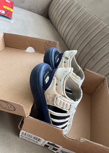 Beyaz Erkek Çocuk Velcro Bantlı Sandalet - Görsel 4