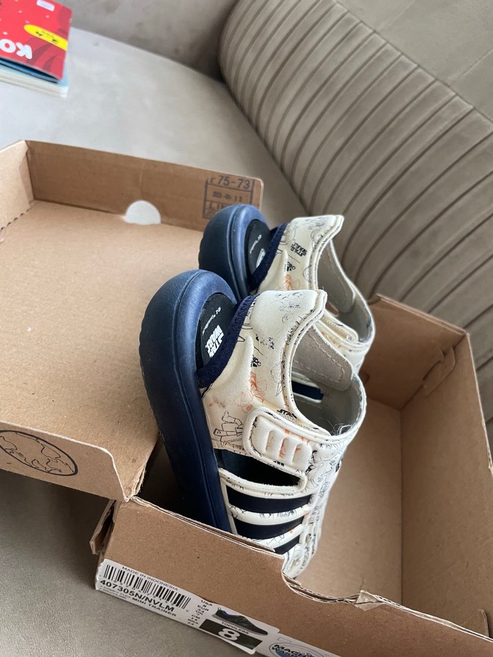 Beyaz Erkek Çocuk Velcro Bantlı Sandalet - Görsel 4