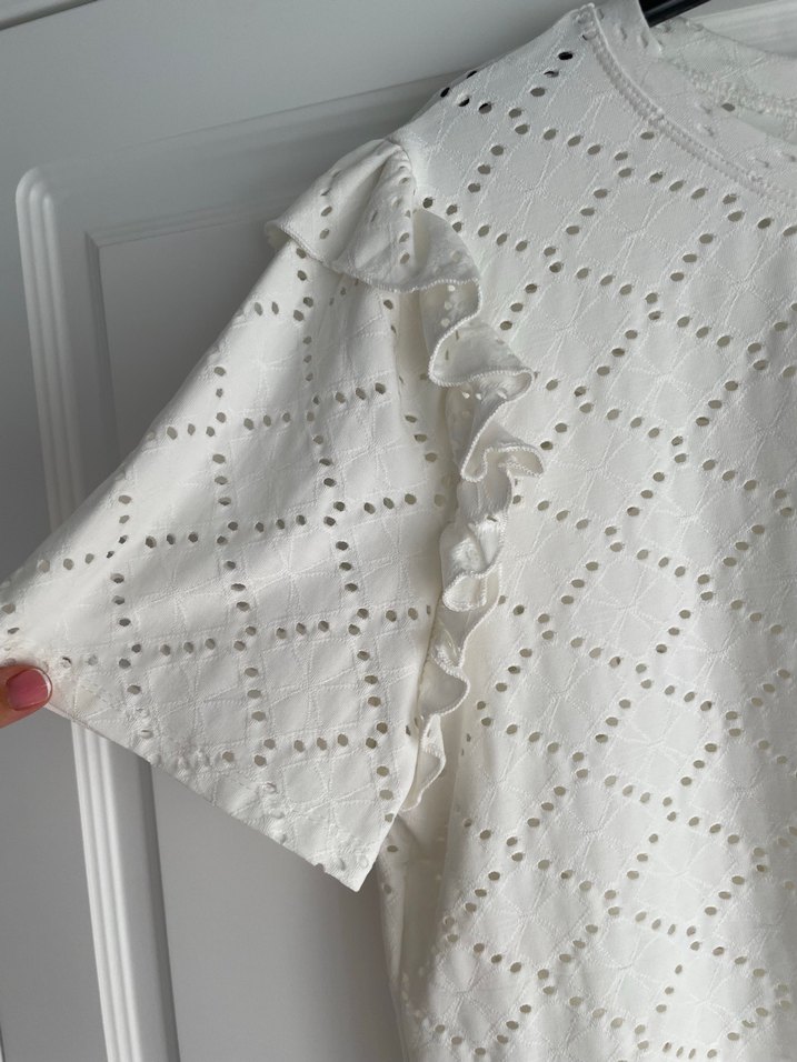 Zara Nakışlı Dantel Detaylı Beyaz Kadın Bluz - Görsel 4
