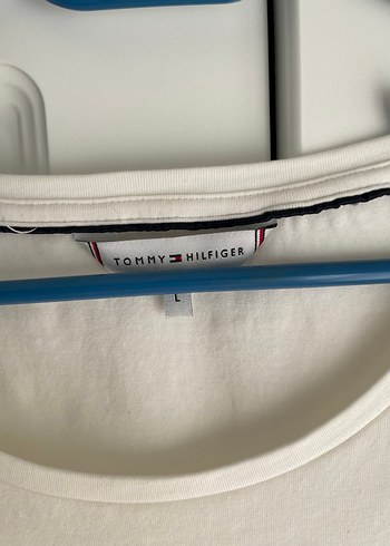 Tommy Hilfiger Beyaz Kısa Kollu Tişört - Görsel 4