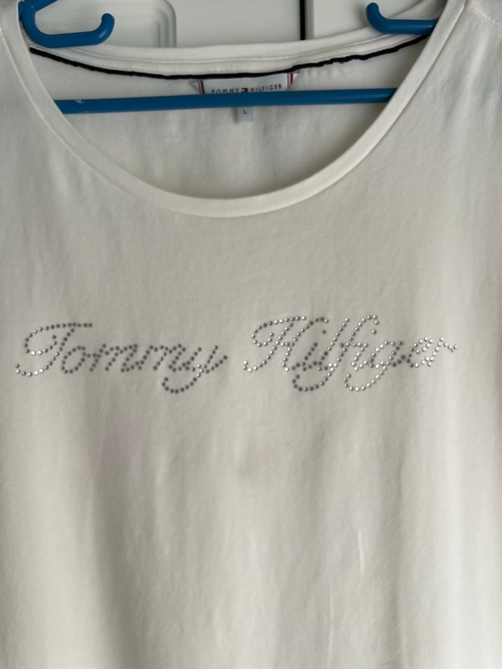 Tommy Hilfiger Beyaz Kısa Kollu Tişört - Görsel 3