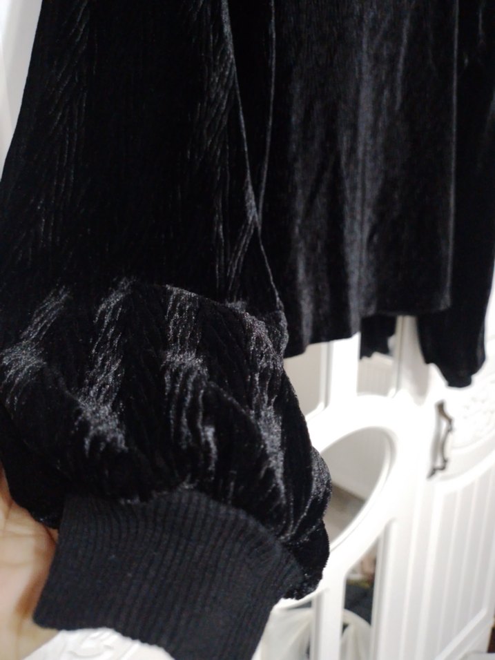 rahat kesim Siyah Kadın Bluz - Görsel 2