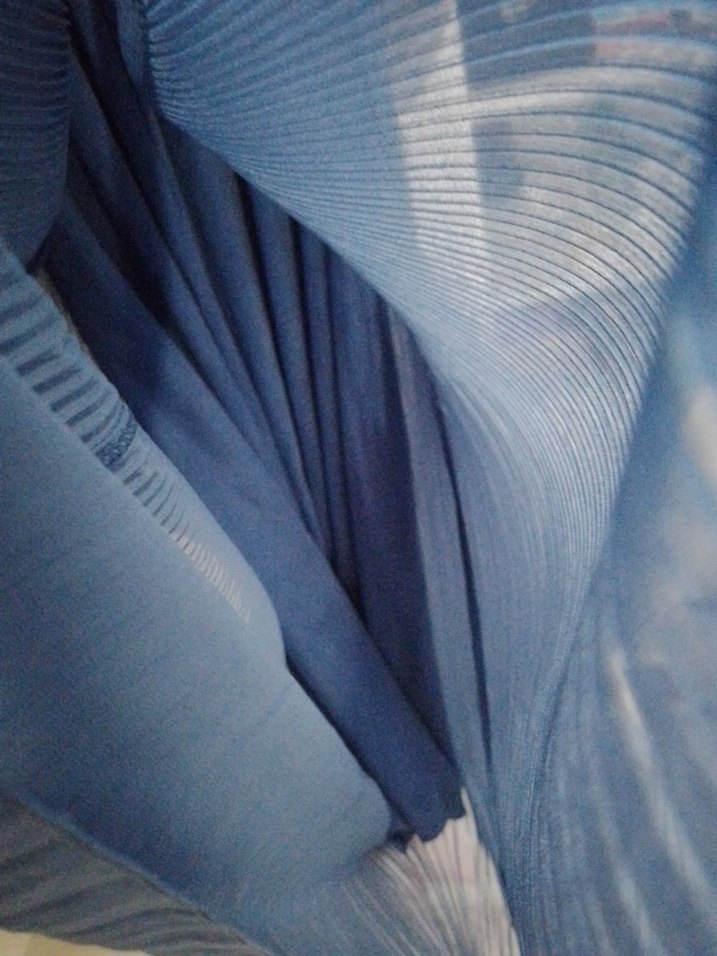 Uzun Kollu Mavi Piliseli elbise - Görsel 3