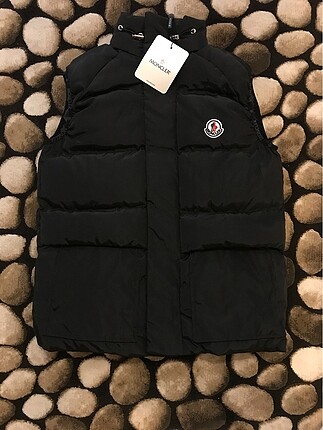 Moncler Siyah Yelek