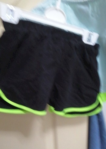 24-36 Ay Beden Kız Çocuk Pastel Yeşil Tişört Velcro Detaylı