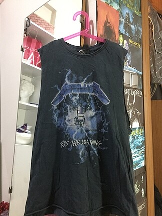 Metallica kolsuz tişört