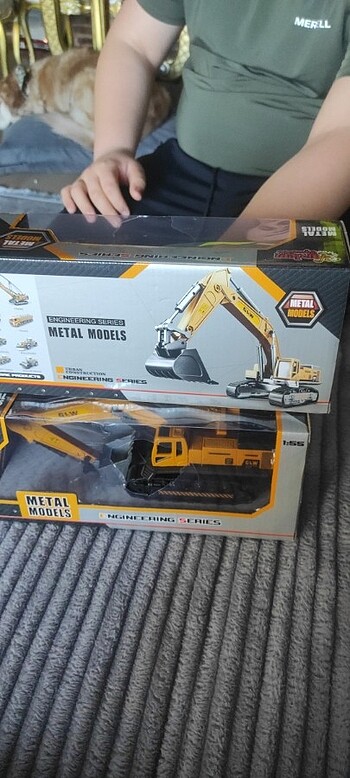 Beden Metal oyuncak kepçe