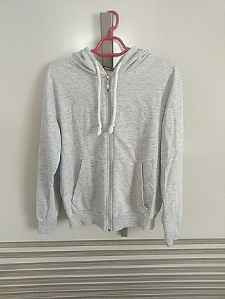 Kapşonlu sweatshirt