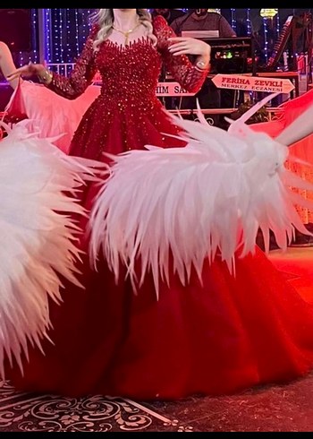 Uzun Kollu Kırmızı İşlemeli Nişan kına Elbisesi - Görsel 2