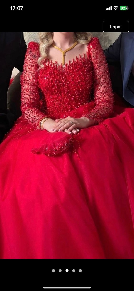 Uzun Kollu Kırmızı İşlemeli Nişan kına Elbisesi - Görsel 3