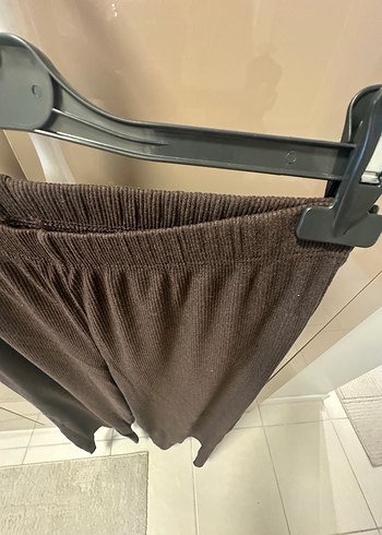 Kadın Kahverengi Piliseli Bol Kumaş Pantolon - Görsel 4