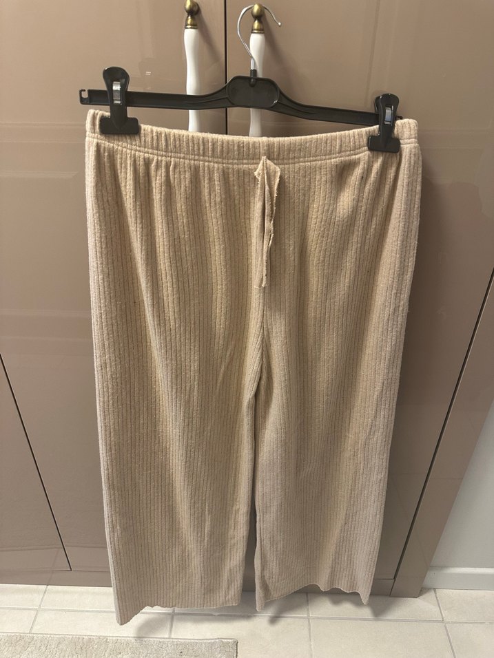 Bej Piliseli Kadın Pantolon - Görsel 2