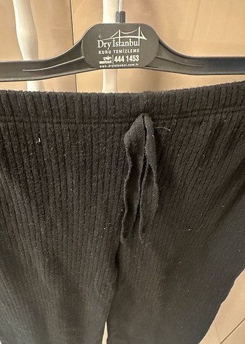 Kadın Siyah Pilili Salaş Pantolon - Görsel 2