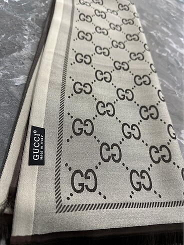  Beden Gucci kahve şal