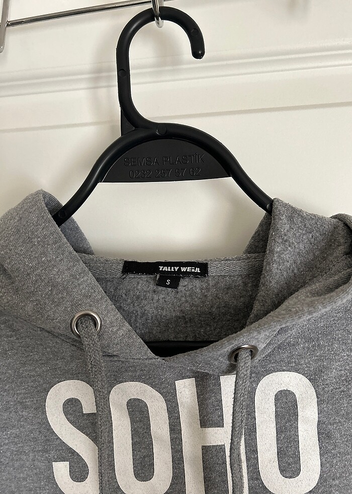 Kapşonlu sweatshirt - Görsel 2