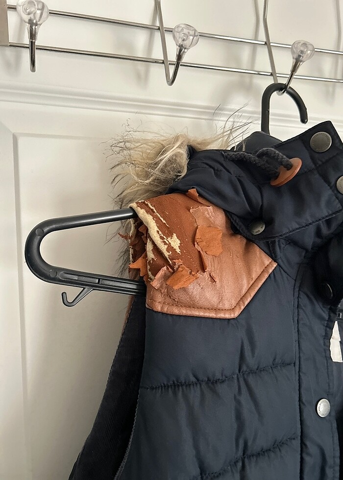 Kapşonlu yelek - Görsel 2