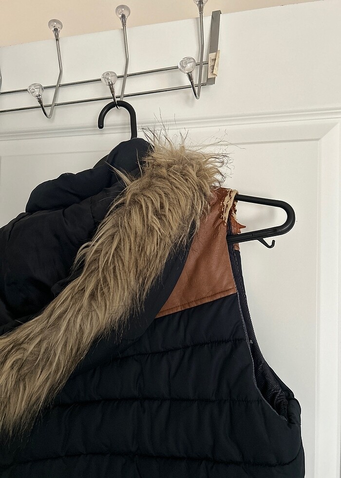 Kapşonlu yelek - Görsel 4