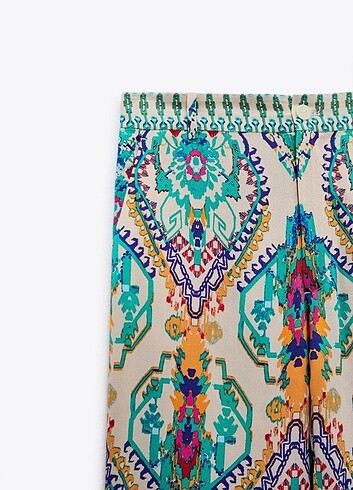 m Beden çeşitli Renk Zara desenli İspanyol paça pantolon 
