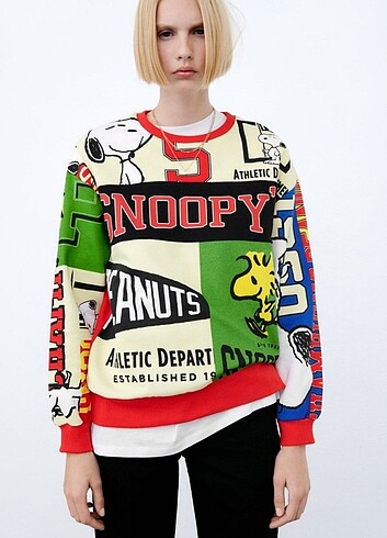 Zara Zara Snoopy peanuts sweatshirt 