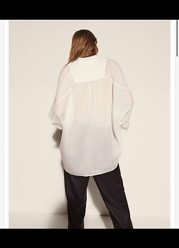 m Beden beyaz Renk Massimo Dutti gömlek 