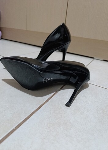 38 Beden Rugan stiletto 