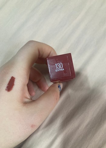 Maybelline SuperStay Vinyl Ruj - 130 extra rengi - Görsel 2