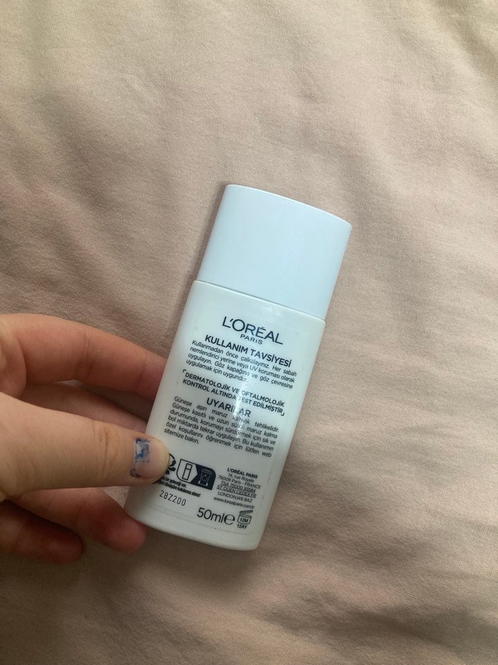 L'Oréal Revitalift Clinical SPF 50 Yüz Güneş Kremi - Görsel 2