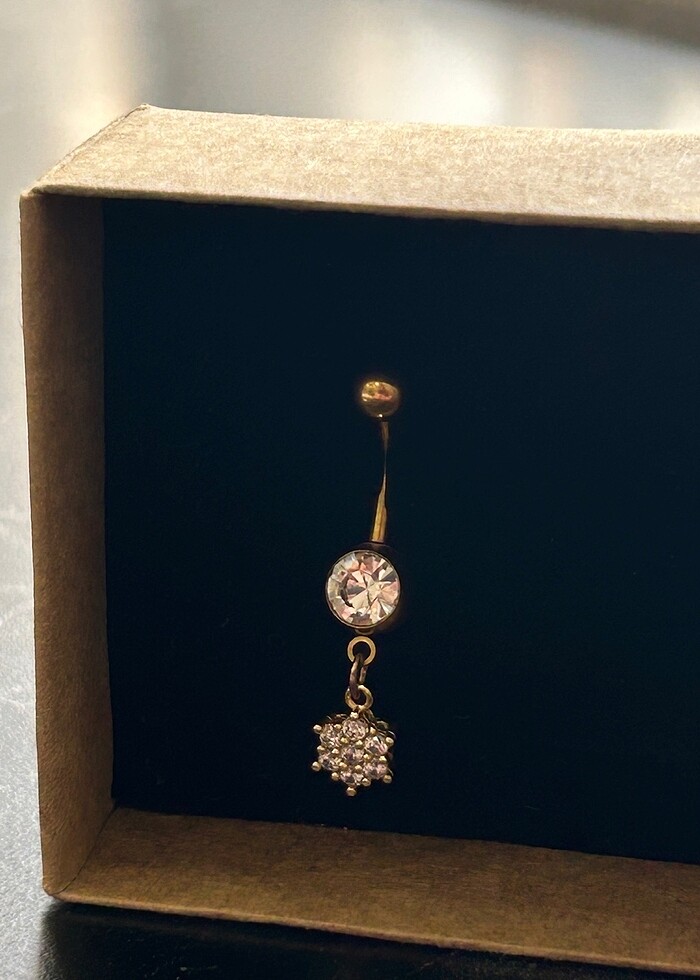 Taşlı Sallantılı Göbek Piercing - Görsel 2