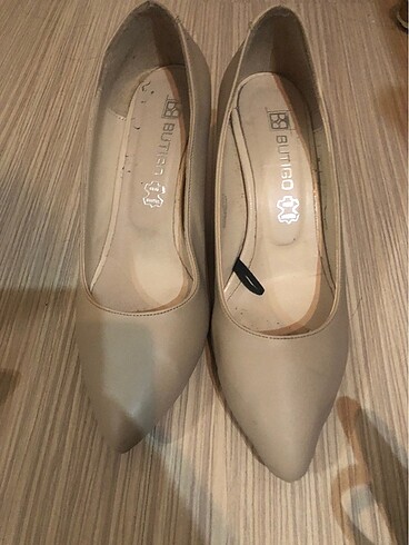 Butigo marka bej stiletto