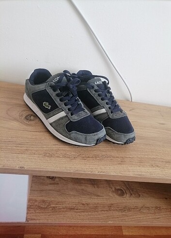 Lacoste Spor ayakkabı 