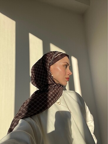Madame polo şal