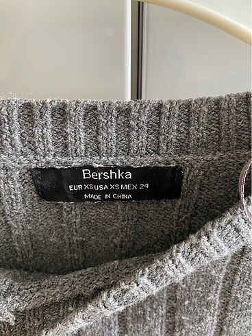 xs Beden Bershka örgü kazak