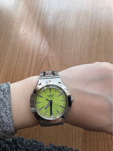 Swatch green sin saat