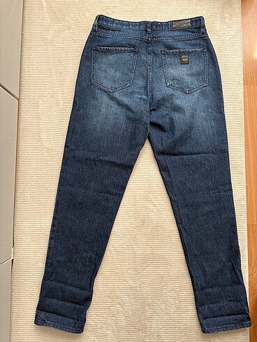 28 Beden Armani jean