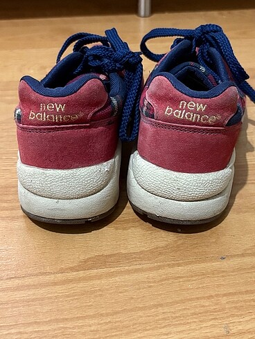 36,5 Beden New Balance 580