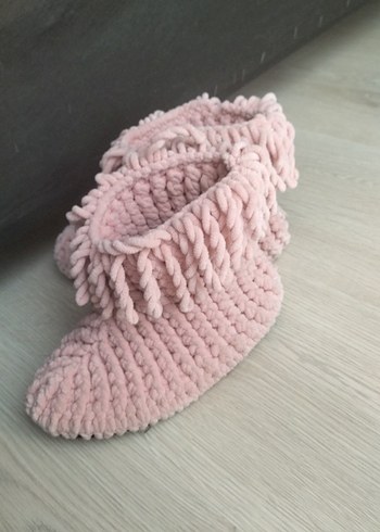 Pembe Örgü Kız Çocuk Ev Terliği - Görsel 2