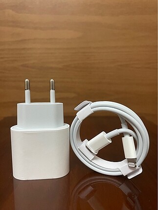 Apple 20W Usb-C Power Adaptör Seti