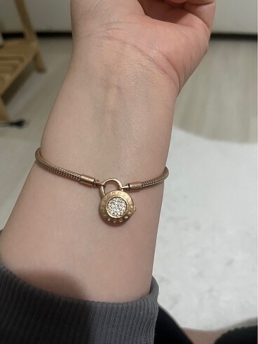 Gold pandora bileklik
