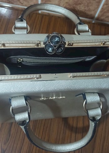 Altın Renkli Modern Klasik Kadın Deri Çanta - Görsel 3